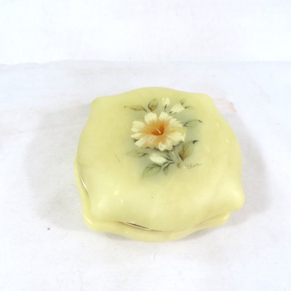 Jewelry Dish Flower Beige White 4x4x2 Soapstone? Trinket Vintage